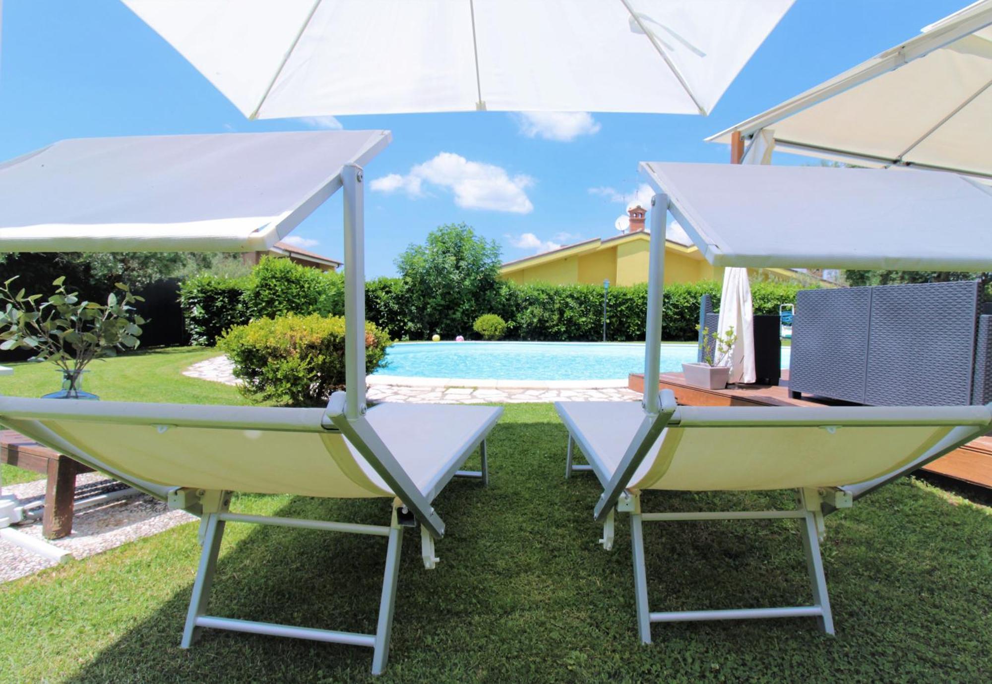 Villa Di Lago Albano - Castel Gandolfo อัลบาโน ลาซิอาเล ภายนอก รูปภาพ